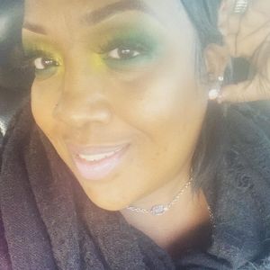 Meet your Posher, Candace